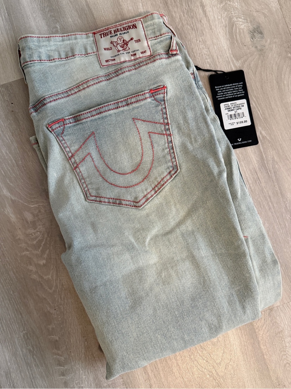 NWT True Religion Jennie Curvy Mid Rise Super Skinny Capri Jeans – Women's 31
